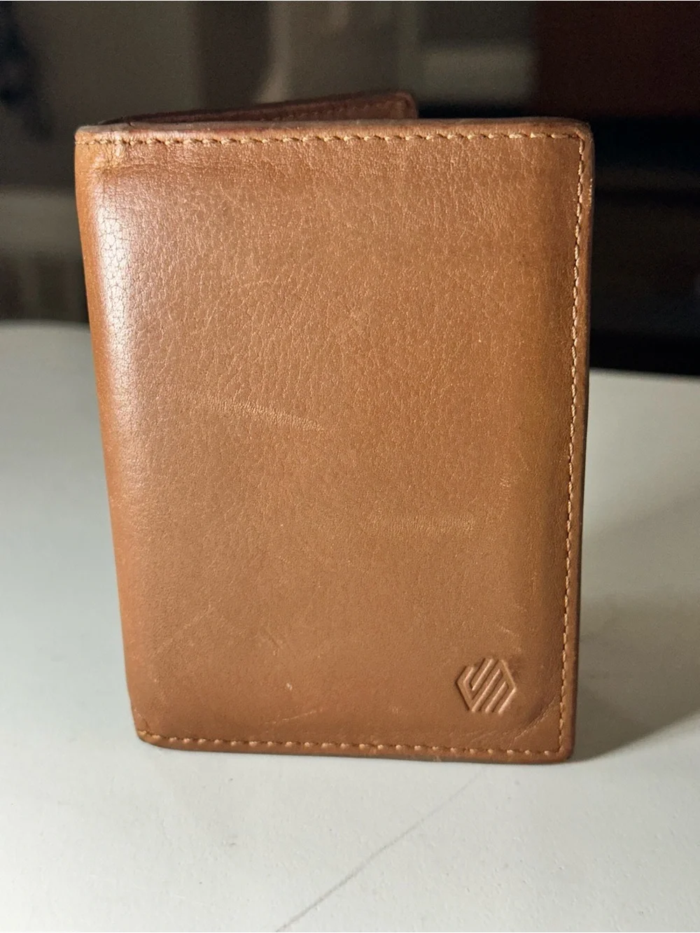 Johnston & Murphy Men's Tan Leather Bifold Wallet - Classic Card Holder